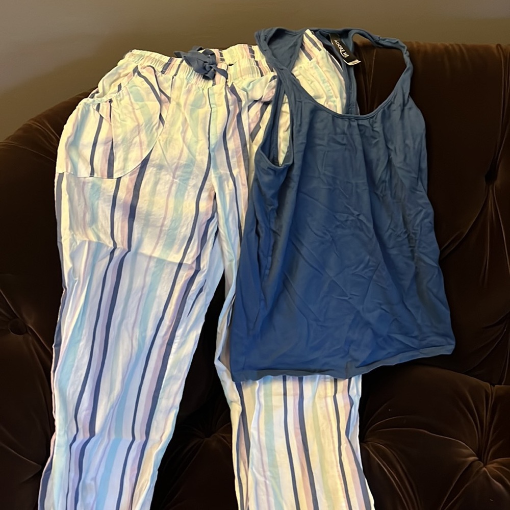 # Adore me Pajama set